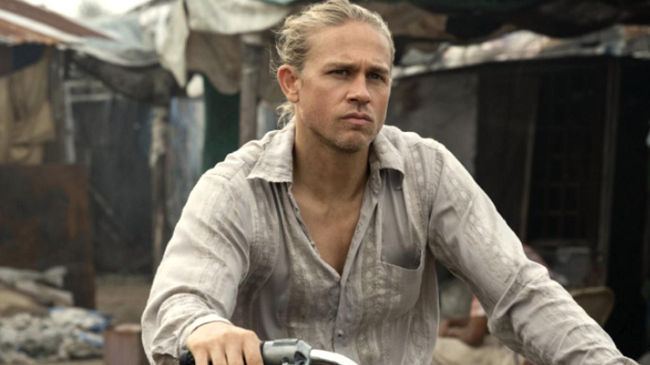 Charlie Hunnam sera le prochain tueur en série de Monster, saison 3