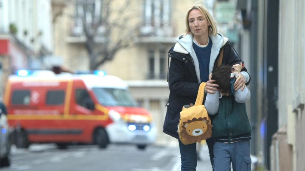 En tongs au pied de l'Himalaya : entre rires et larmes [critique]