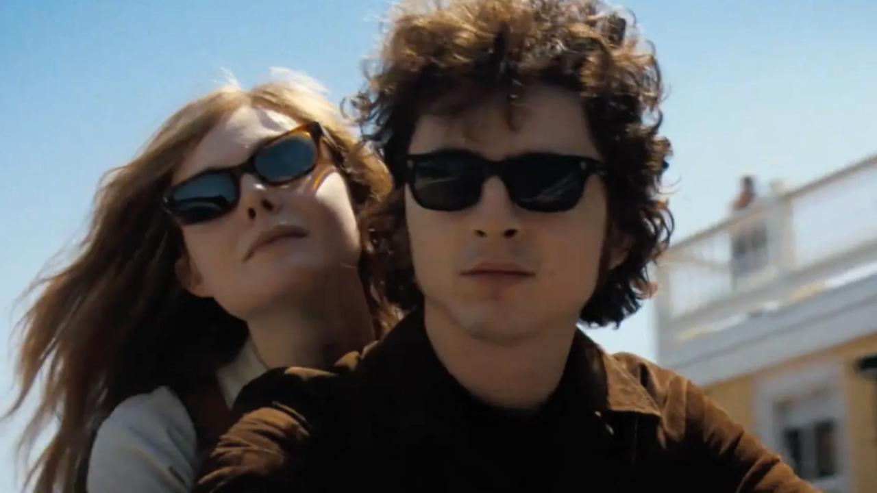 Timothée Chalamet encensé en Bob Dylan : les premiers retours sont positifs
