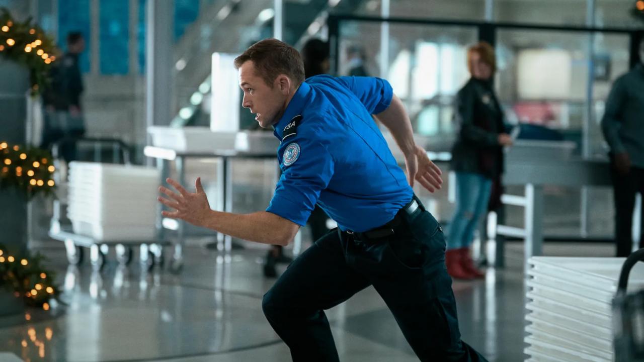 Carry-On : le film avec Taron Egerton monte sur le podium des plus gros succès de l'histoire de...