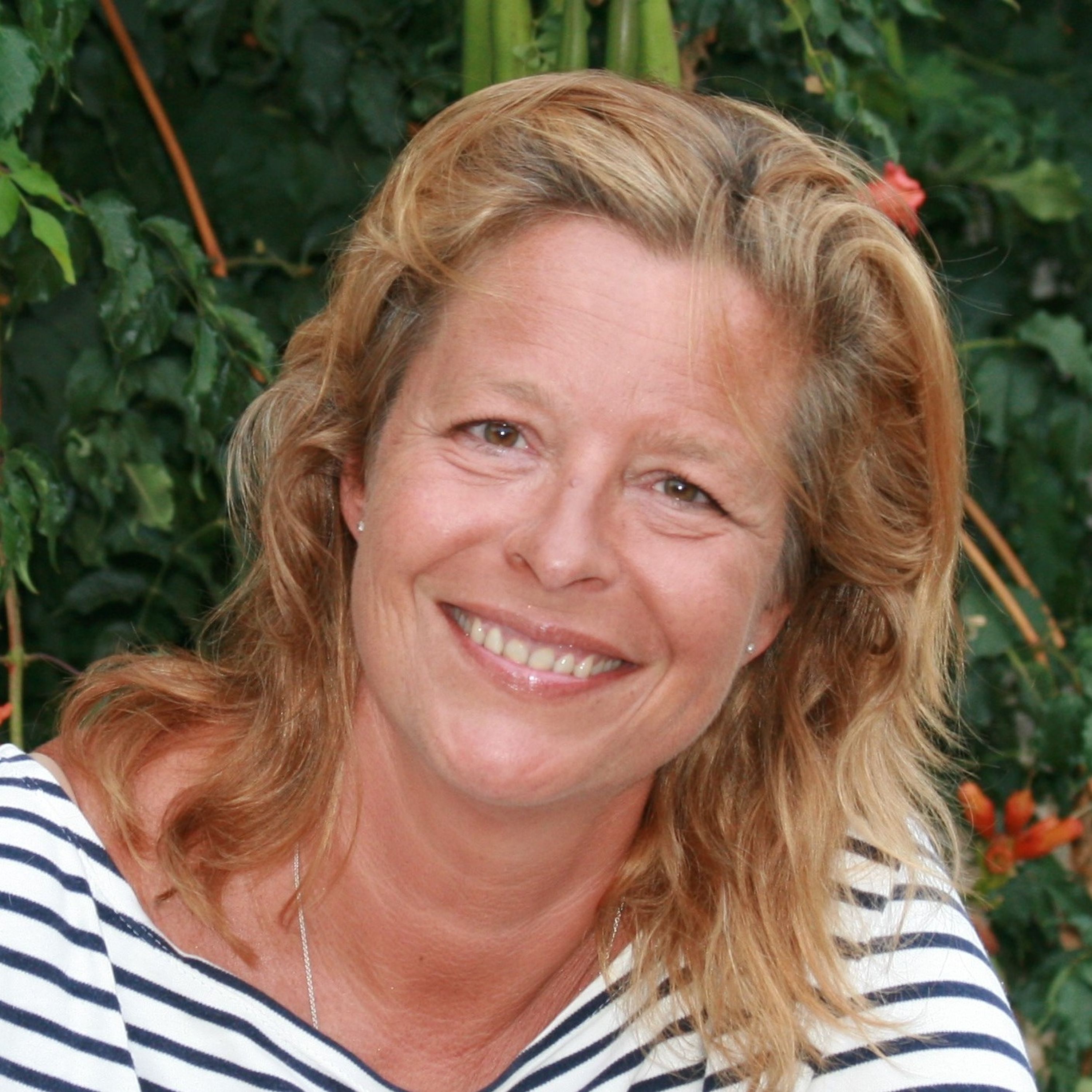 #126 Caroline Gleizes : J'arrête de vivre dans le désordre grâce au feng shui !