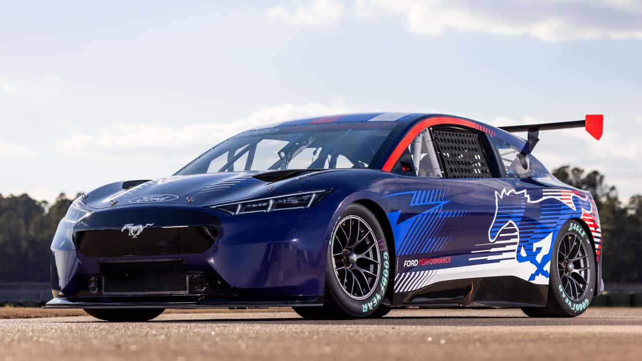 Ford a construit un prototype Mach-E pour la NASCAR