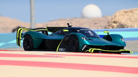Aston Martin lance le programme d'essais de la Valkyrie LMH