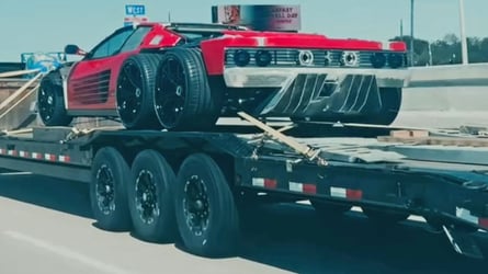 Cette Ferrari Testarossa 6x6 va en choquer plus d'un !