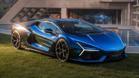Cette Lamborghini Revuelto est un hommage à la Sardaigne