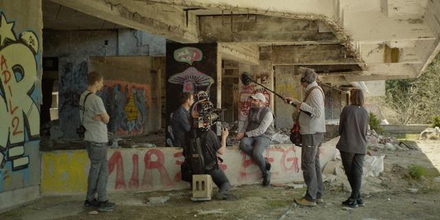 « Se souvenir d’une ville » : un documentaire sur les échos indélébiles du siège de...