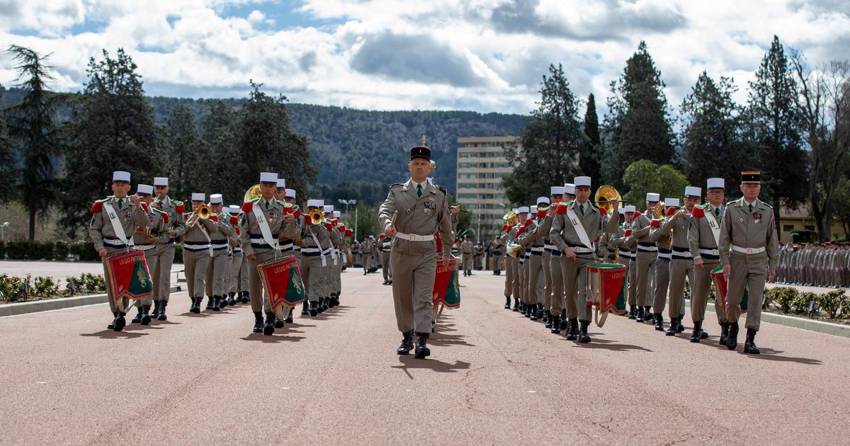 Anniversaire du Débarquement: à Saint-James, le retour en fanfare du Tattoo de la Liberté