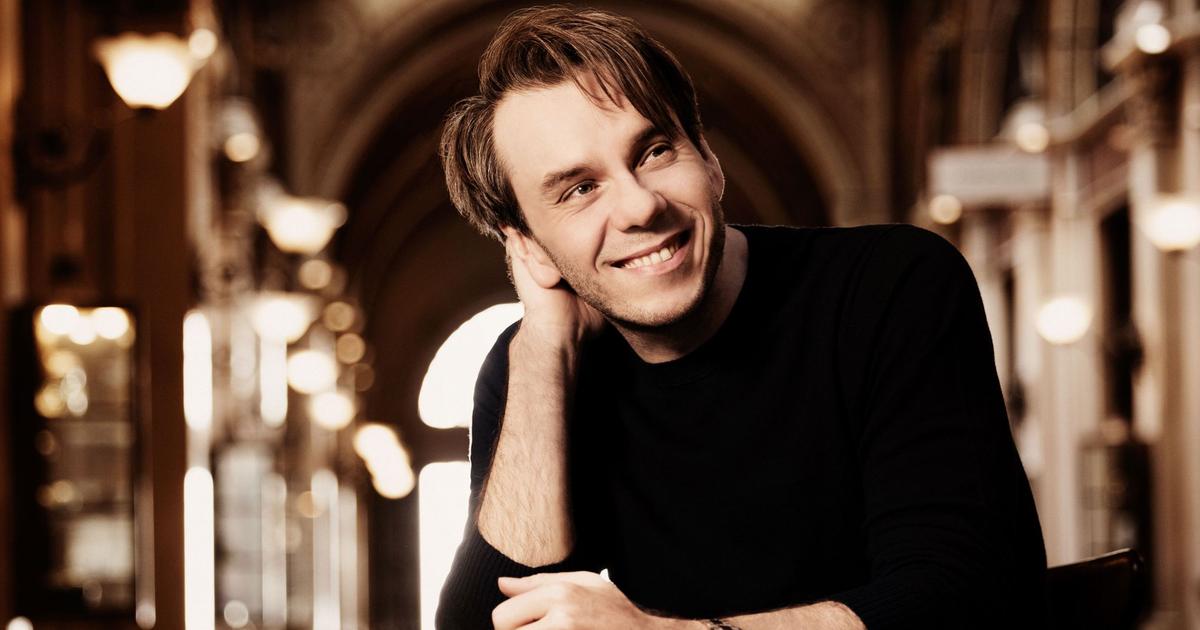 «Ma vocation, c???est raconteur d???histoires!»: Benjamin Bernheim, un ténor au sommet de...