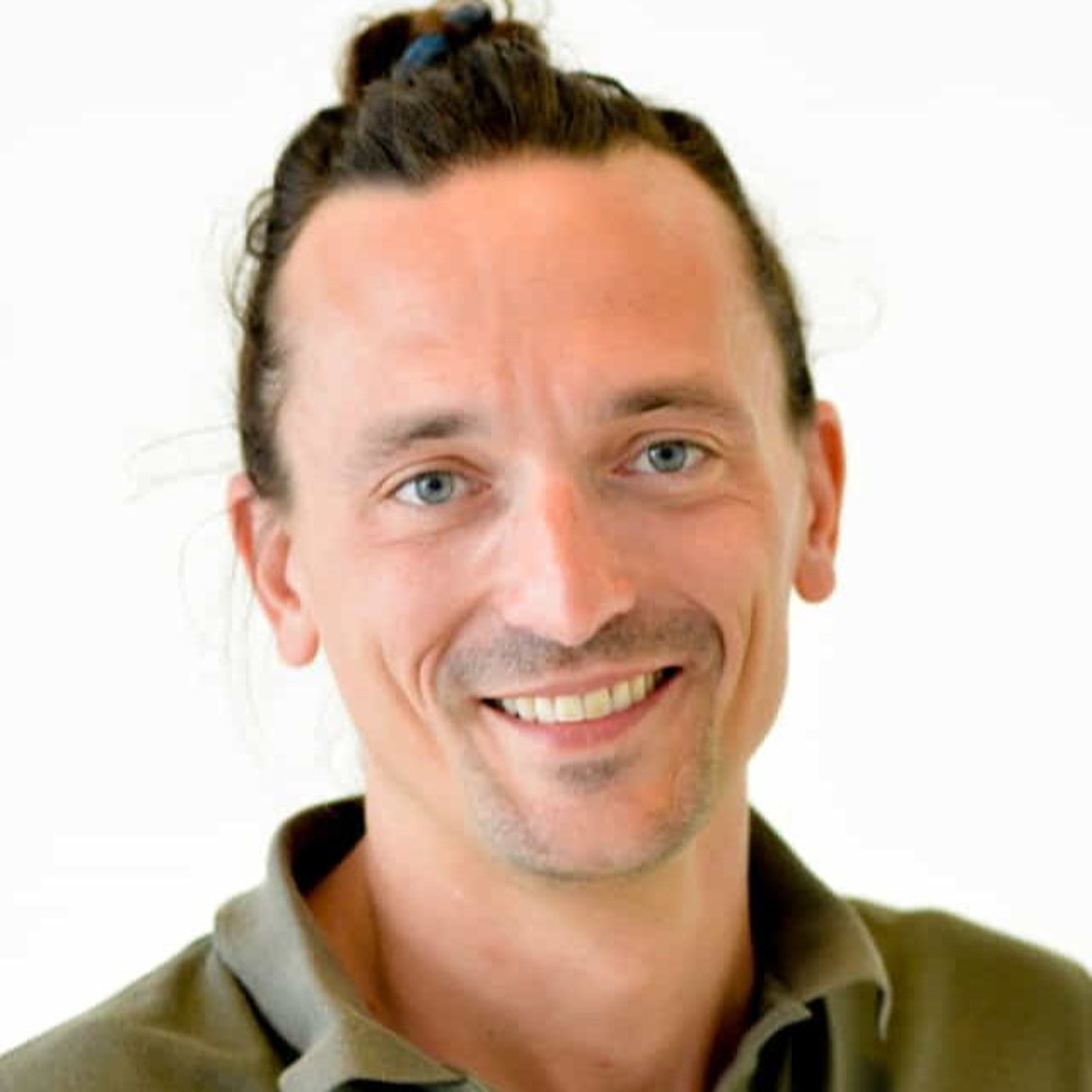 {ENTREVUE} - DIGITAL NEWS REPORT 2024 avec Alexandre Coutant