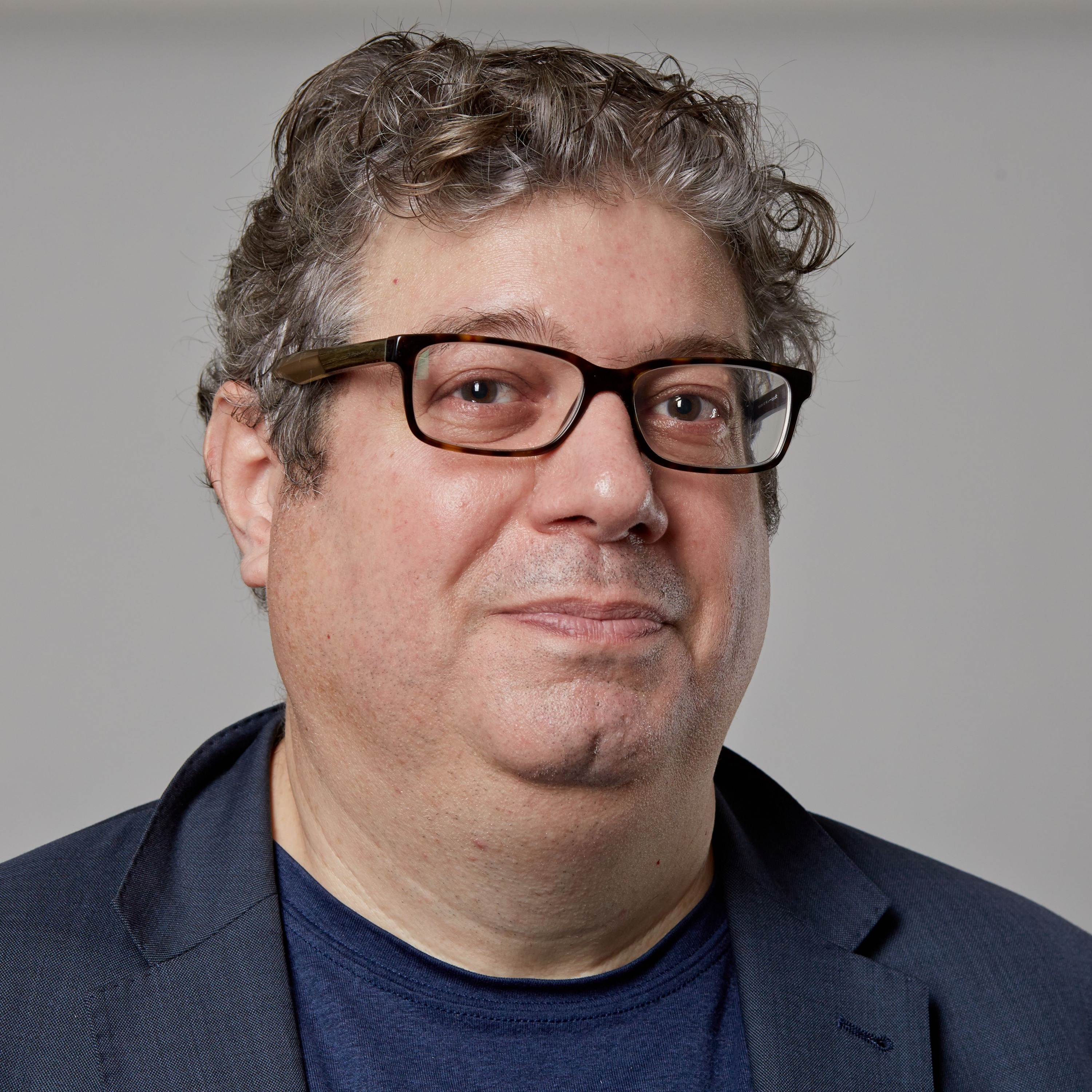 {ENTREVUE} - Un an sans infos sur Facebook avec Patrick White