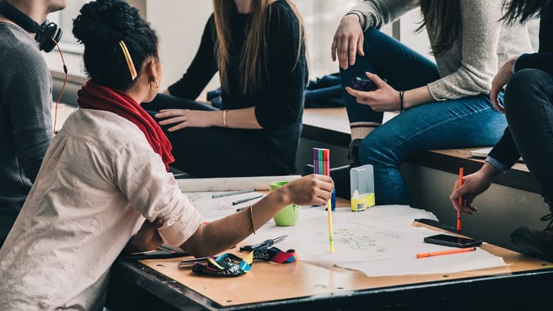 Peut-on travailler à l'infini en France? Voici les durées maximales de travail par semaine