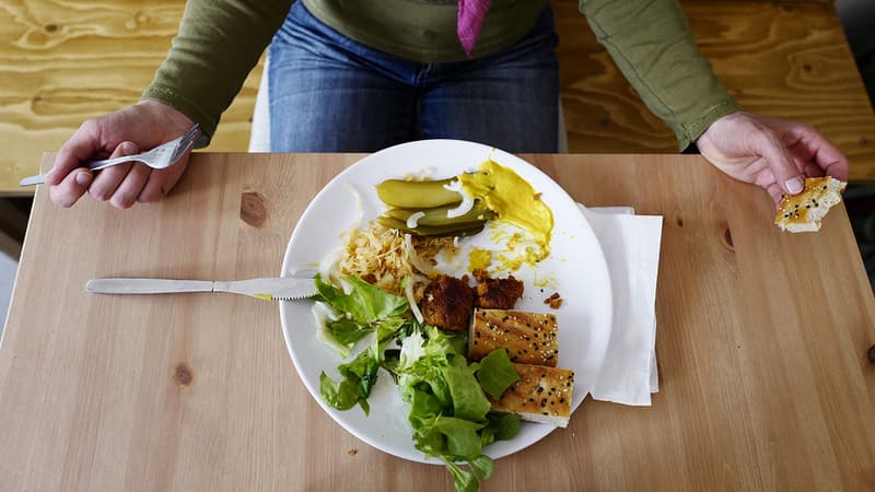 "C’était tout simplement merveilleux":  un couple d'Américains paie tous les repas dans un...