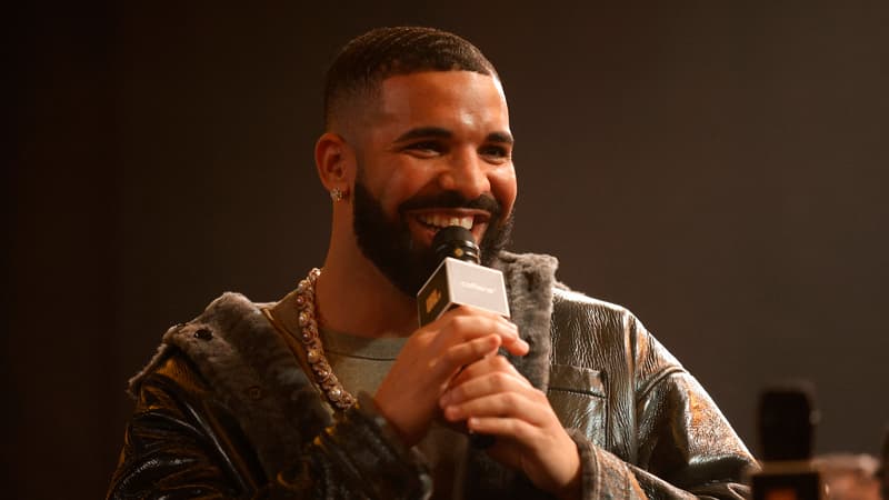 Drake promet 10.000 dollars au gagnant de son concours de sosies