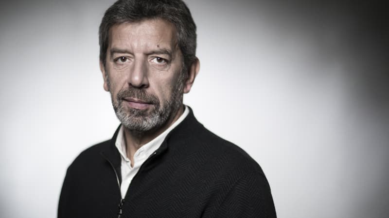Michel Cymes annonce qu'il va porter plainte contre Cyril Hanouna, C8 et Europe 1 pour "injures"