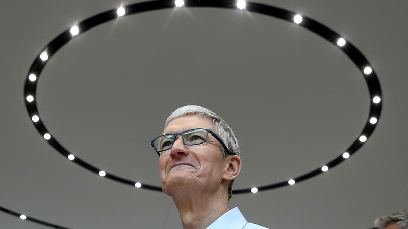 "Pas de successeur immÃ©diat": comment Apple prÃ©pare (ou non) le dÃ©part de Tim Cook