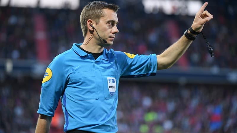 PSG-OM: Clément Turpin arbitrera le choc de la Ligue 1 au Parc des Princes