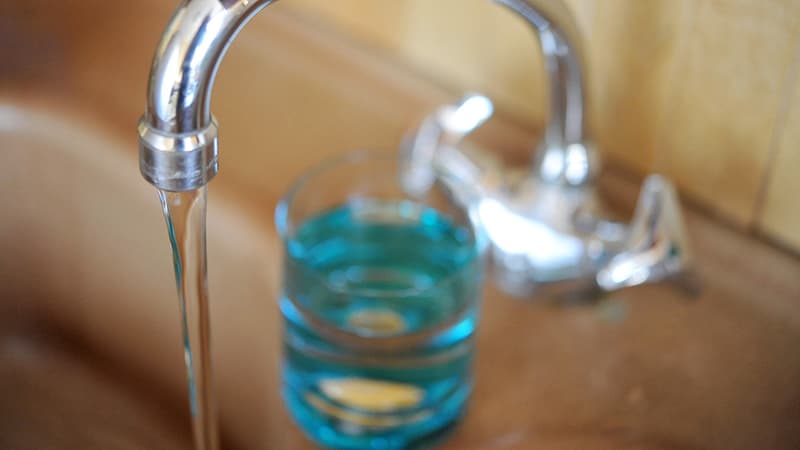 Les Français ont nettement baissé leur consommation d'eau en 2023