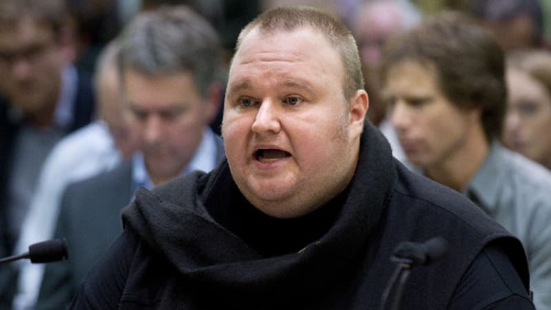 Piratage: après un long bras de fer, le créateur de Megaupload, Kim Dotcom, va être extradé...
