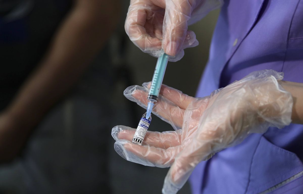 Santé : le labo Moderna annonce de bons résultats pour son vaccin combiné contre le Covid et la...