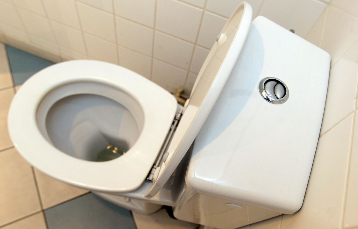 Pourquoi aller aux toilettes à l’école est devenu la hantise de beaucoup d’élèves chez les...