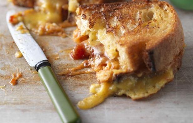 Cette femme de ménage a perdu son travail car elle avait mangé un sandwich qui devait être jeté