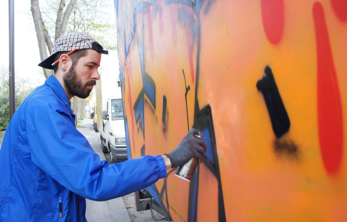 Azerbaïdjan : « On se sent abandonnés », dénonce l’avocate de Théo Clerc, le graffeur...
