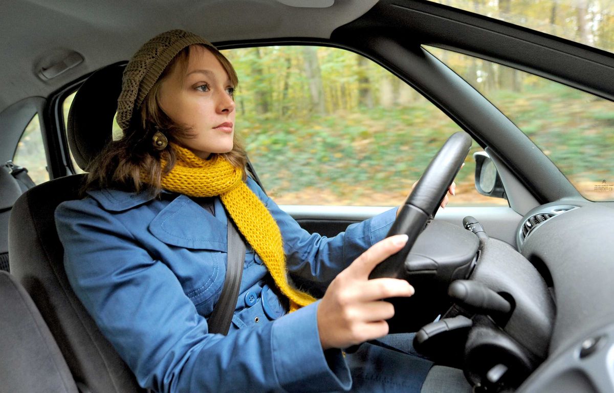 Sécurité routière : « Conduisez comme une femme », l???étonnante campagne qui démonte les...