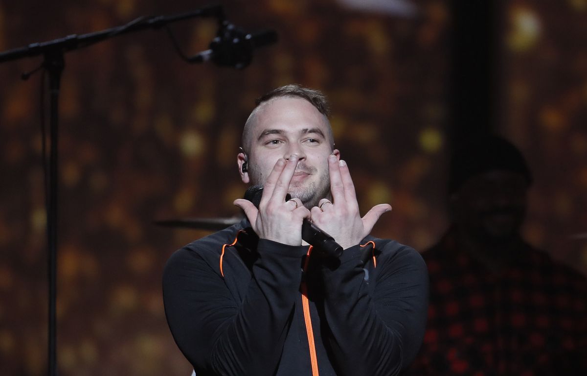 « C’est dangereux »… Jul demande de ne pas reproduire un challenge TikTok s’inspirant de...