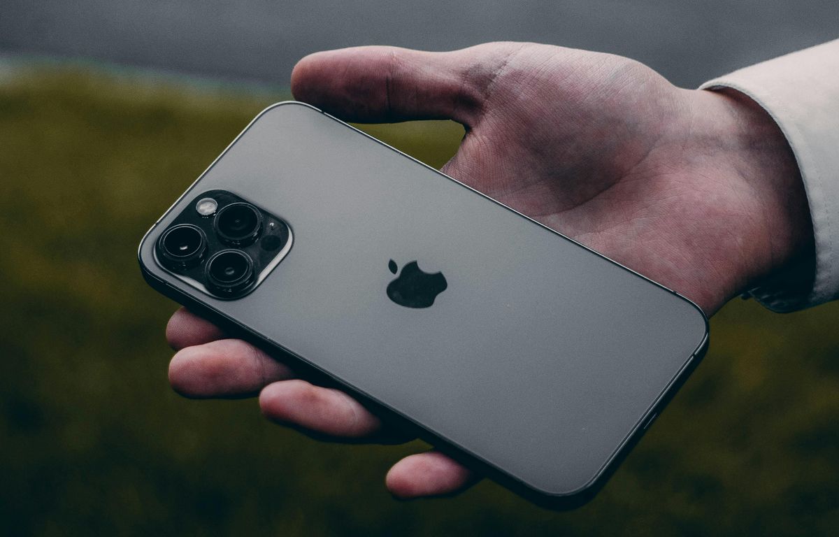 Deux escrocs piègent Apple avec des iPhone contrefaits et lui font perdre des millions de dollars