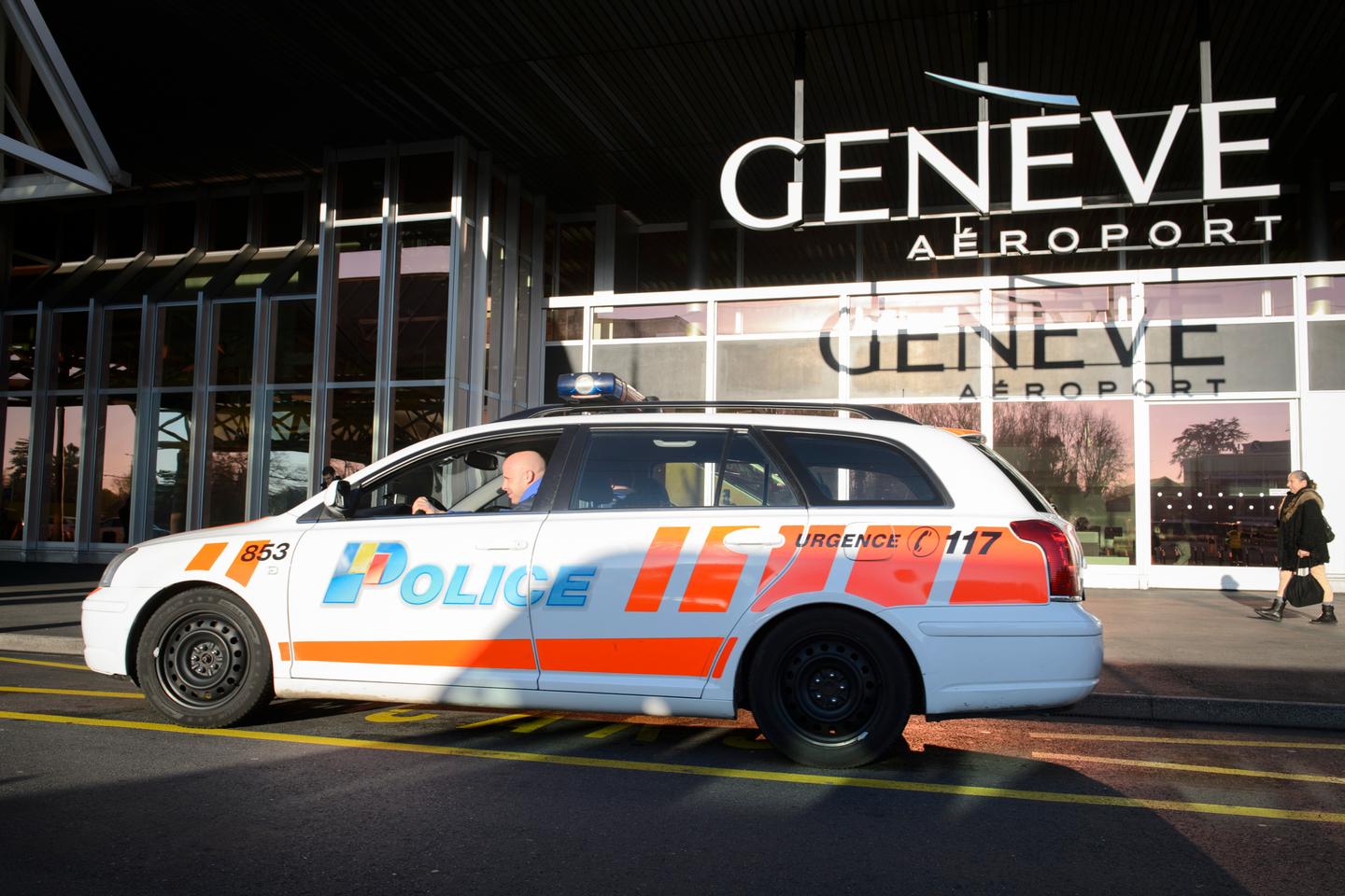 L???espace aérien de Genève réduit de moitié à la suite d???une panne causée par des...
