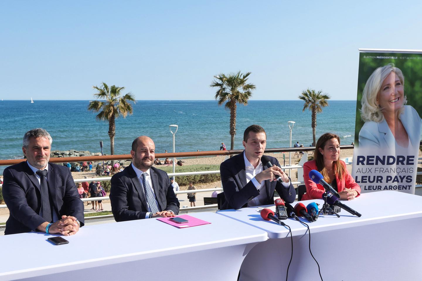 Fréjus : une enquête ouverte sur la gestion de la mairie RN