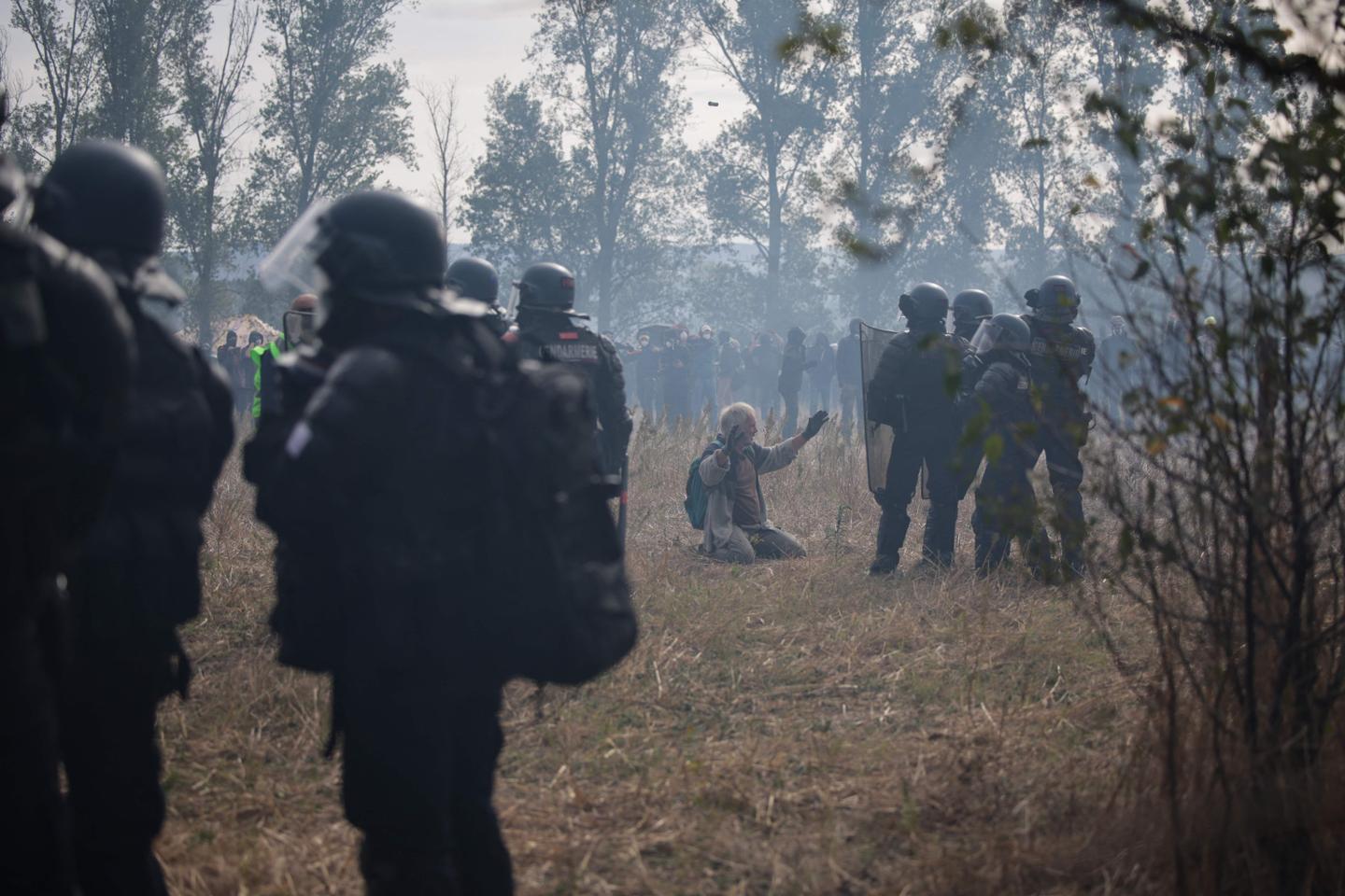 A69 Toulouse-Castres : une intervention en cours pour évacuer la ZAD des opposants au projet...
