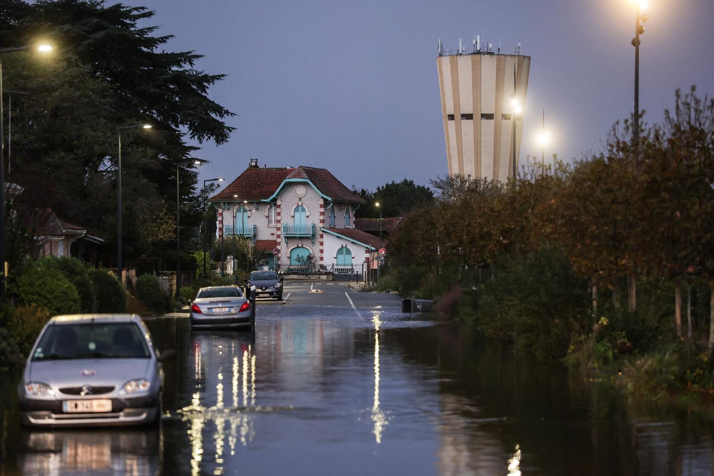 Dépression Domingos : dans les régions touchées, l???inquiétude après « trois tempêtes qui...
