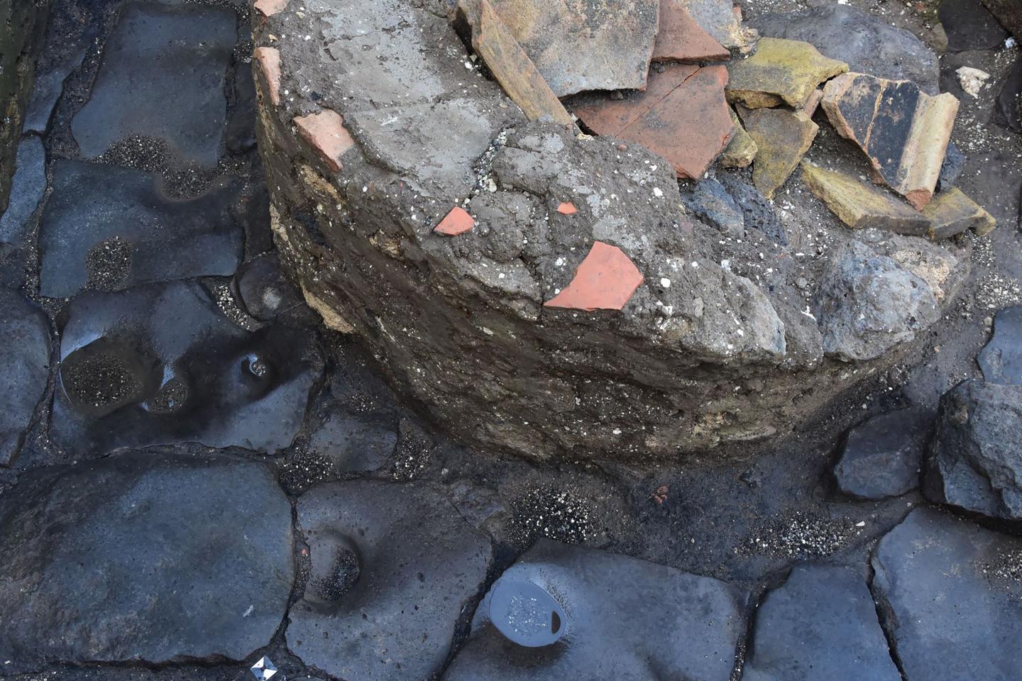 Archéologie : à Pompéi, une « boulangerie-prison » mise au jour