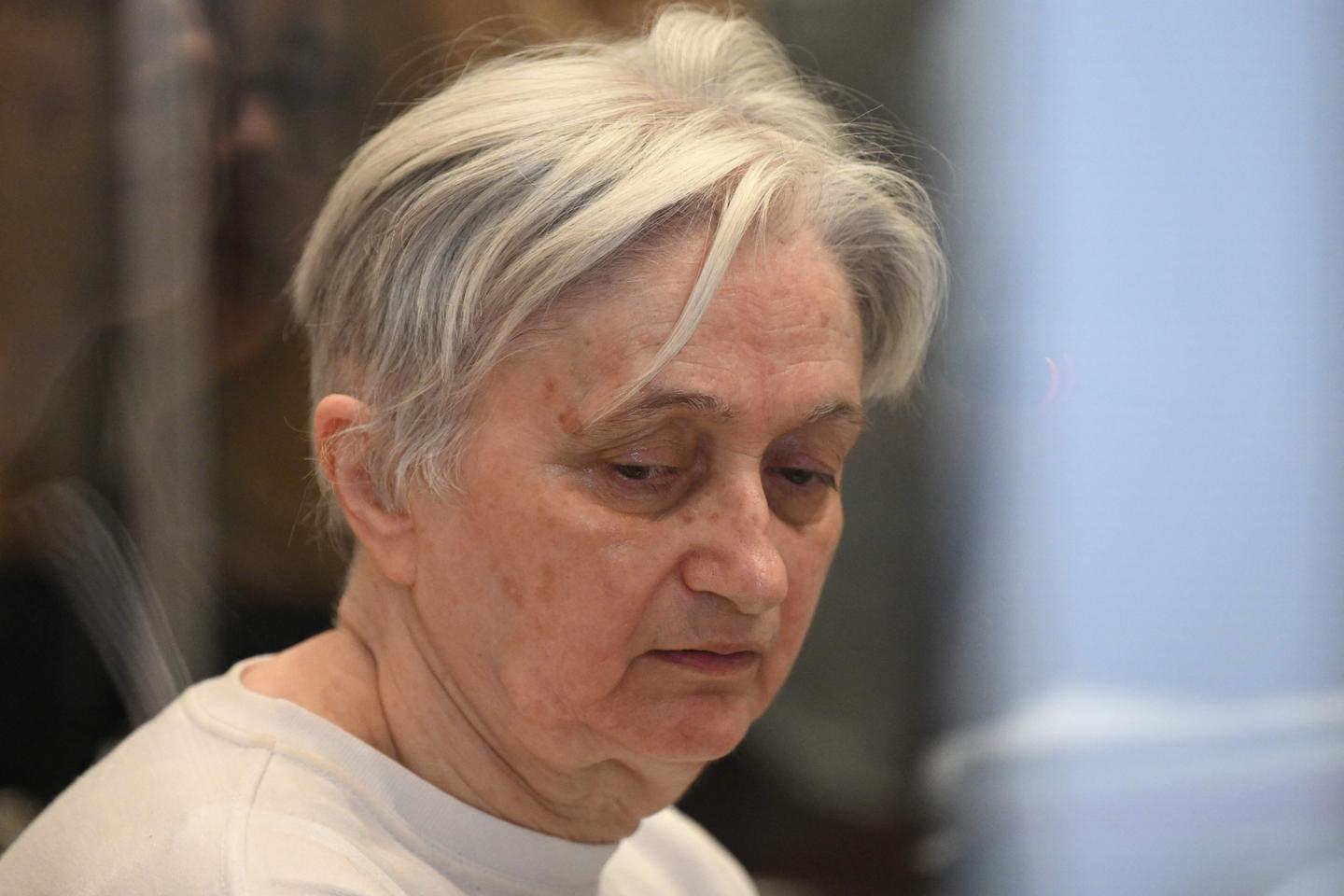 Monique Olivier condamnée à la réclusion à perpétuité pour complicité dans trois meurtres...