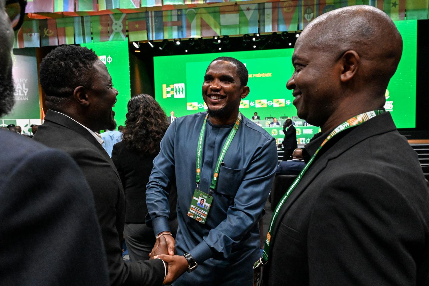 Cameroun : la dérive autoritaire de Samuel Eto???o radiographiée dans le livre...