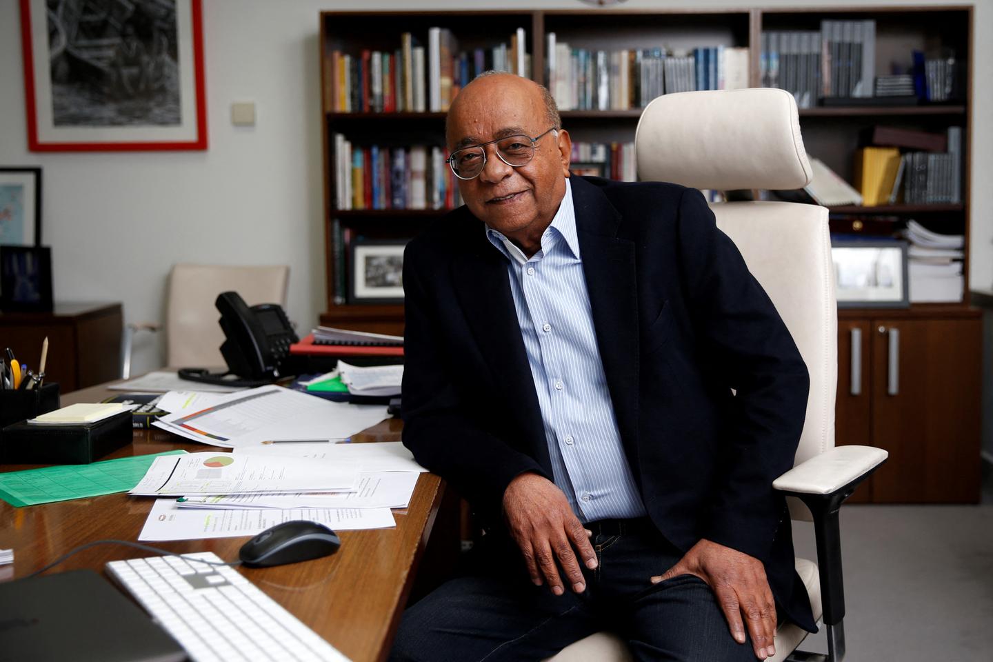 Mo Ibrahim : « L???argent du pétrole, c???est comme un pot de miel, ça attire les guêpes »