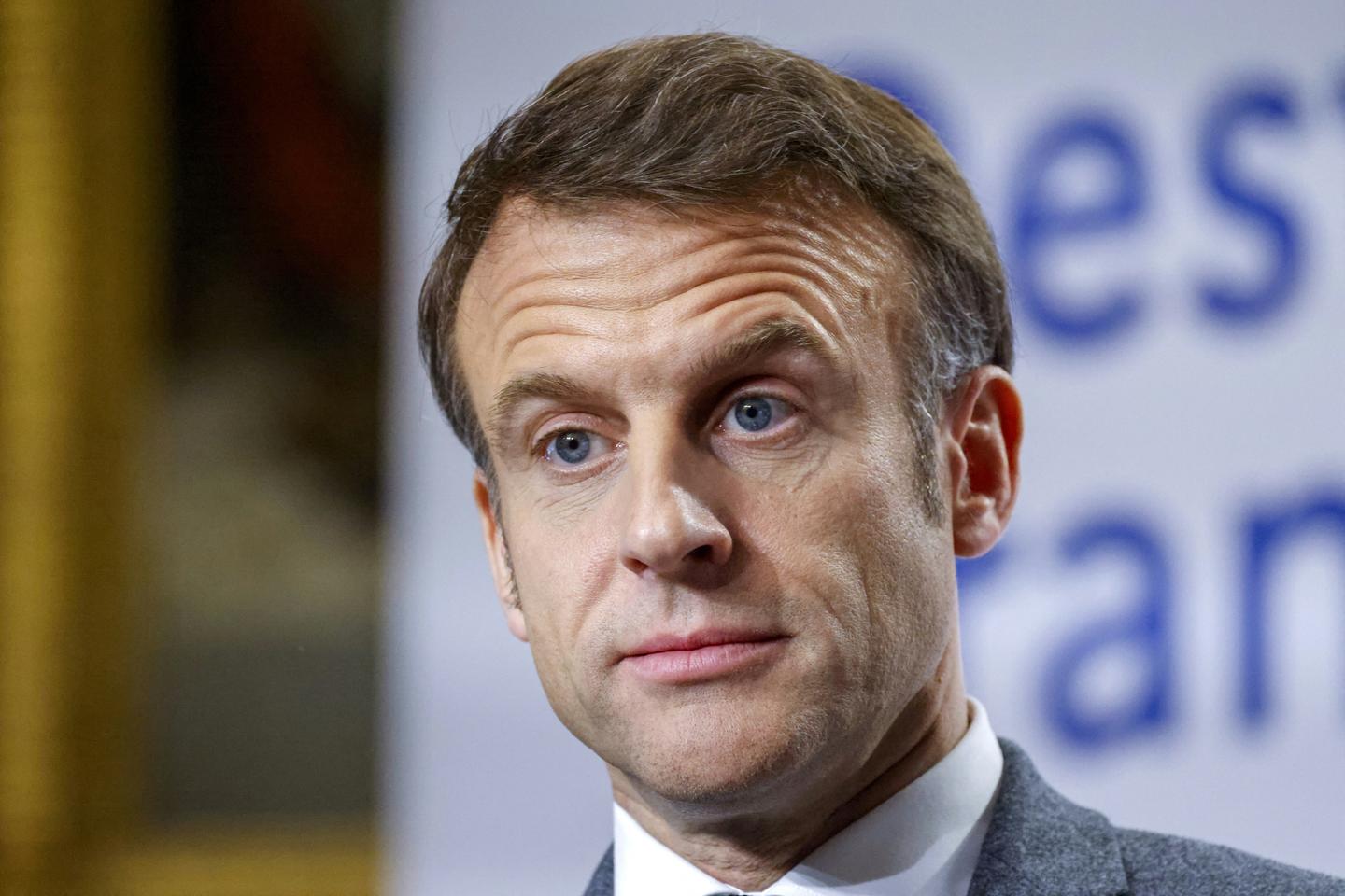 Malgré la tentative d???Emmanuel Macron d???éteindre les critiques, le trouble demeure dans la...