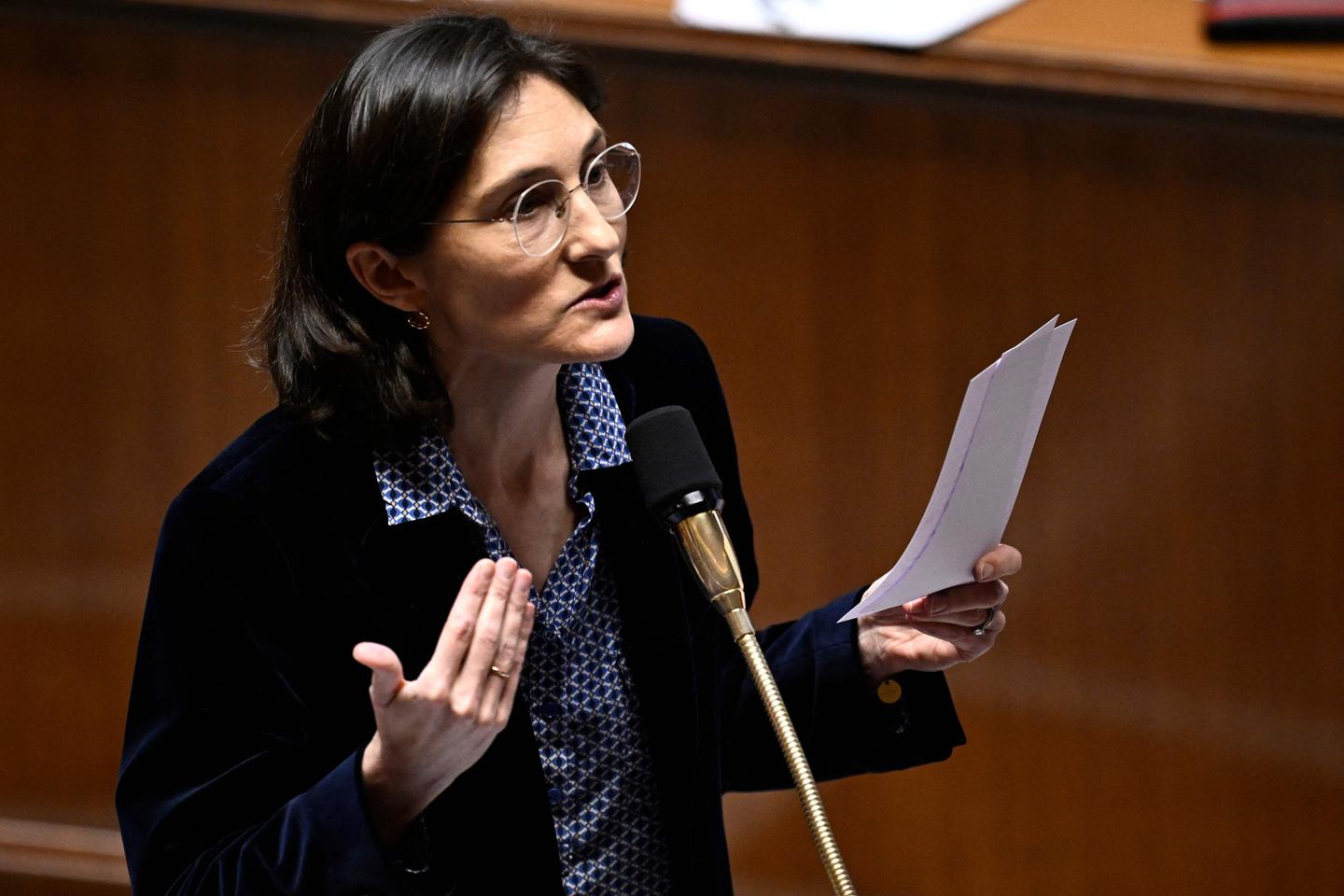 Après les polémiques autour d???Amélie Oudéa-Castéra, les personnels de l???éducation...