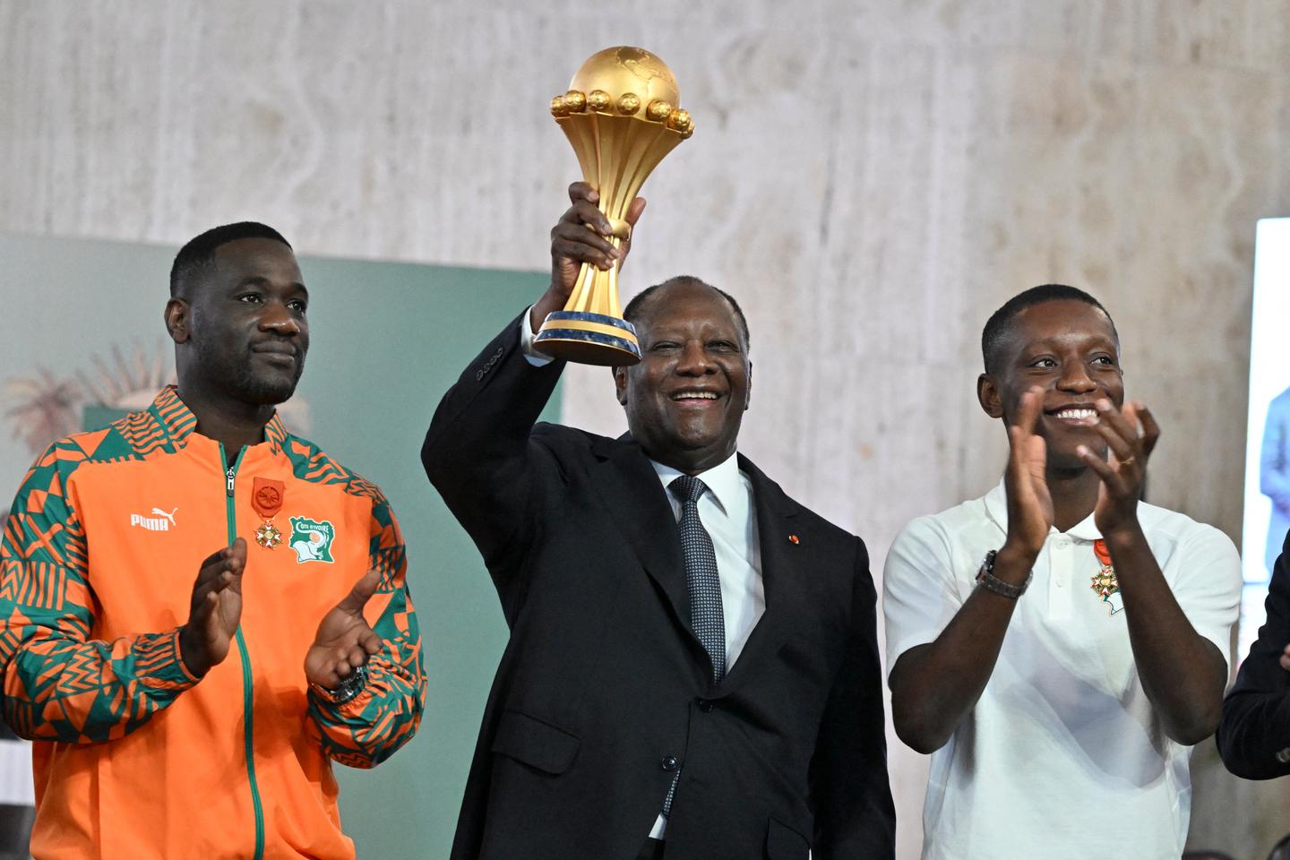 CAN 2024 : les Eléphants ivoiriens champions d???Afrique décorés et primés
