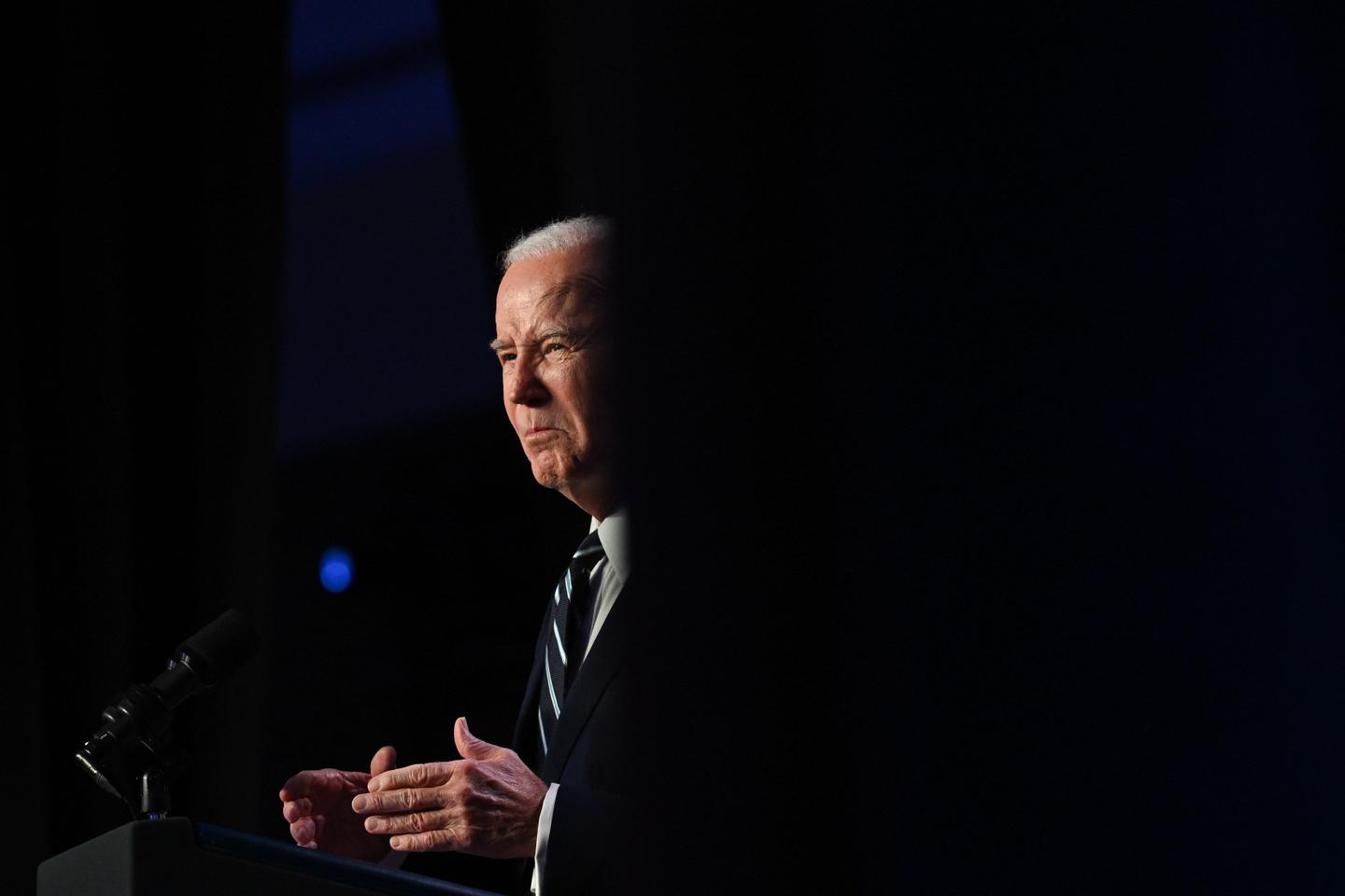 Gaza : isolée et sous pression, l???administration Biden tente de nuancer son soutien à Israël...