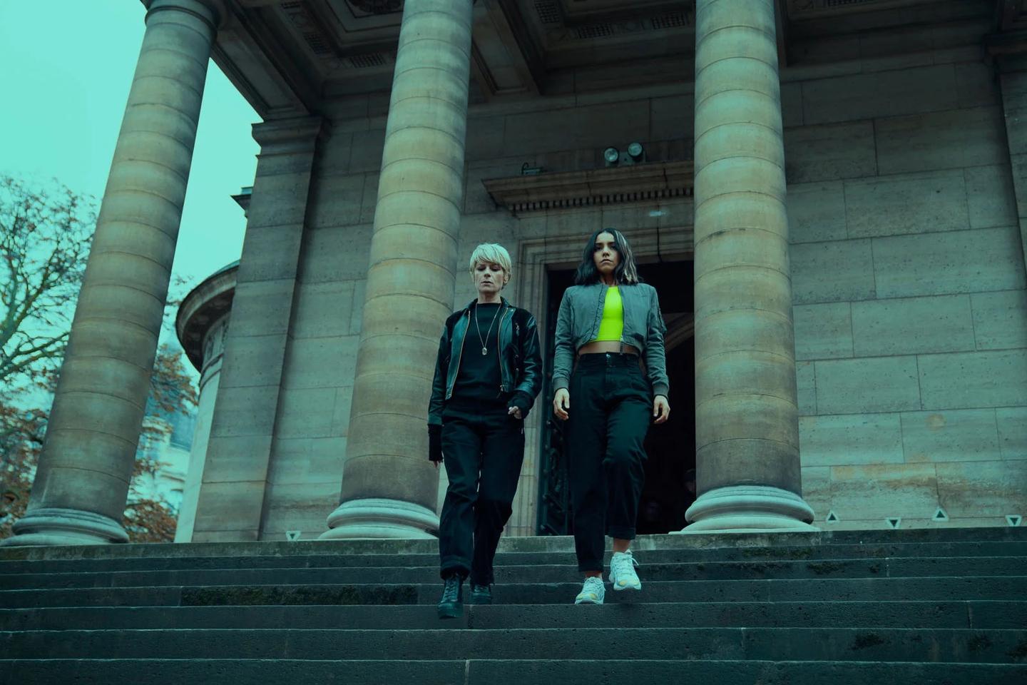 « Furies », sur Netflix : Marina Foïs et Lina El Arabi jouent à John Wick dans le bruit et...