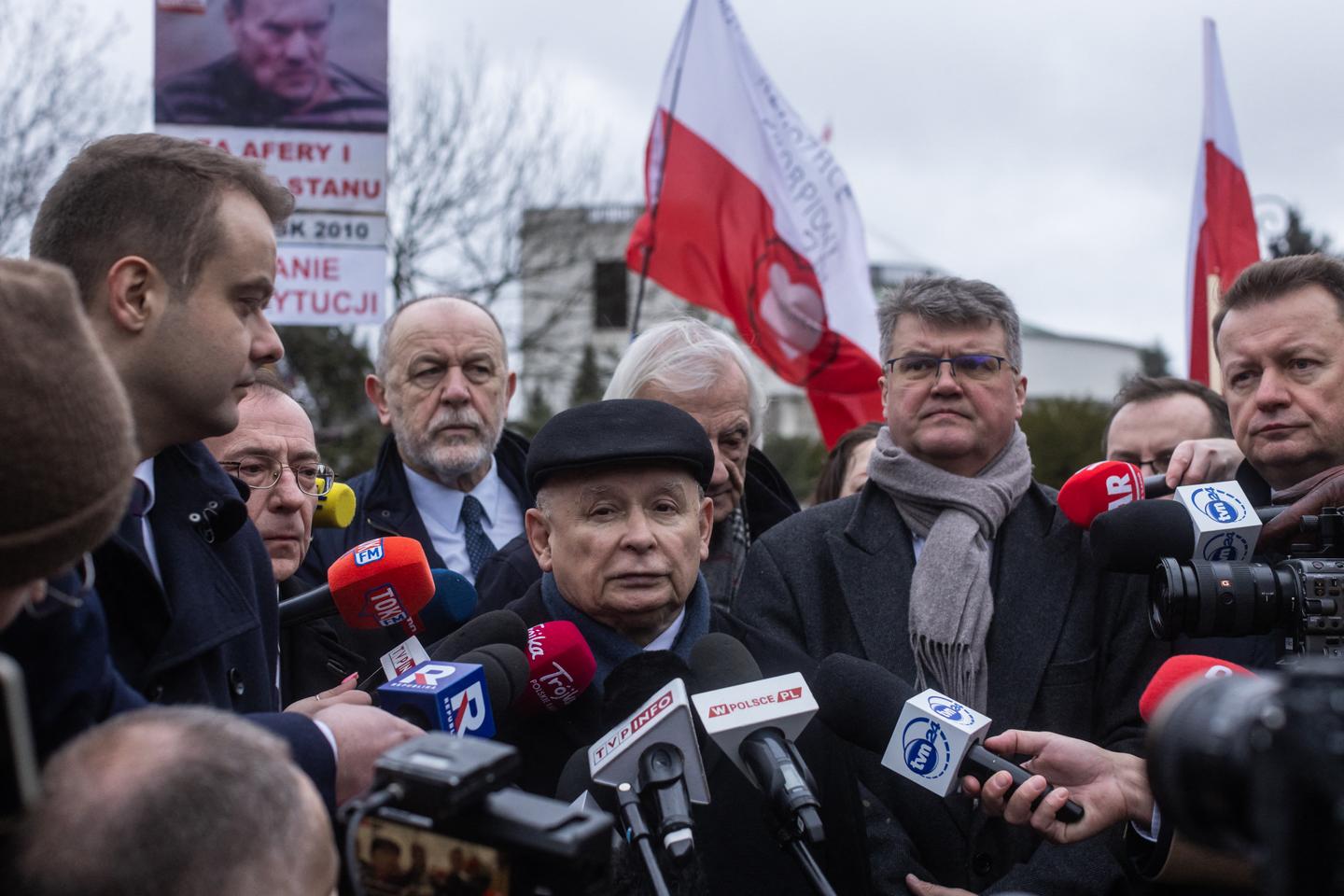 En Pologne, l???ampleur inédite du déploiement du logiciel espion Pegasus par le précédent...