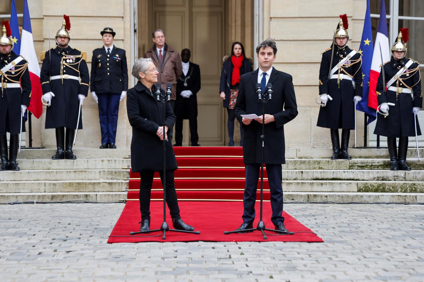 Comment est appliquée la parité dans les cabinets ministériels ?