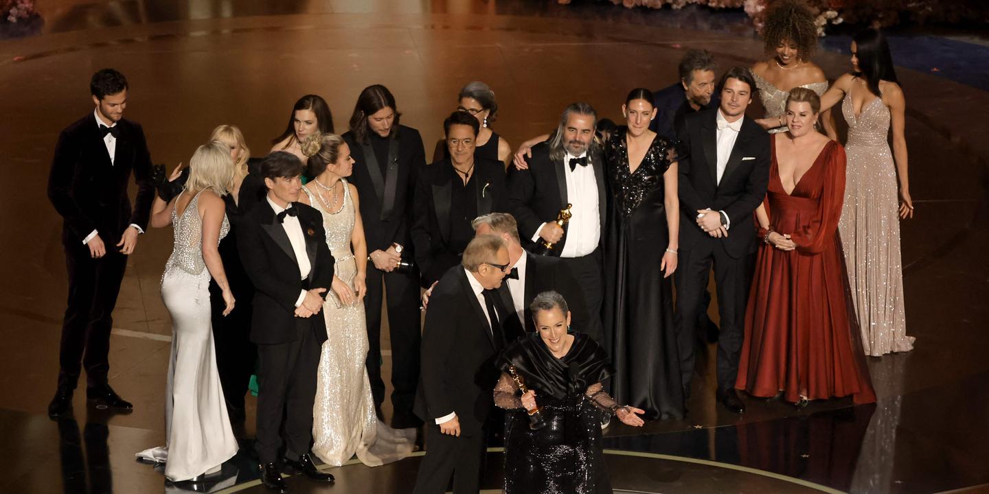 Oscars 2024 : revivez le triomphe d???« Oppenheimer », l???interprétation de « I???m Just...