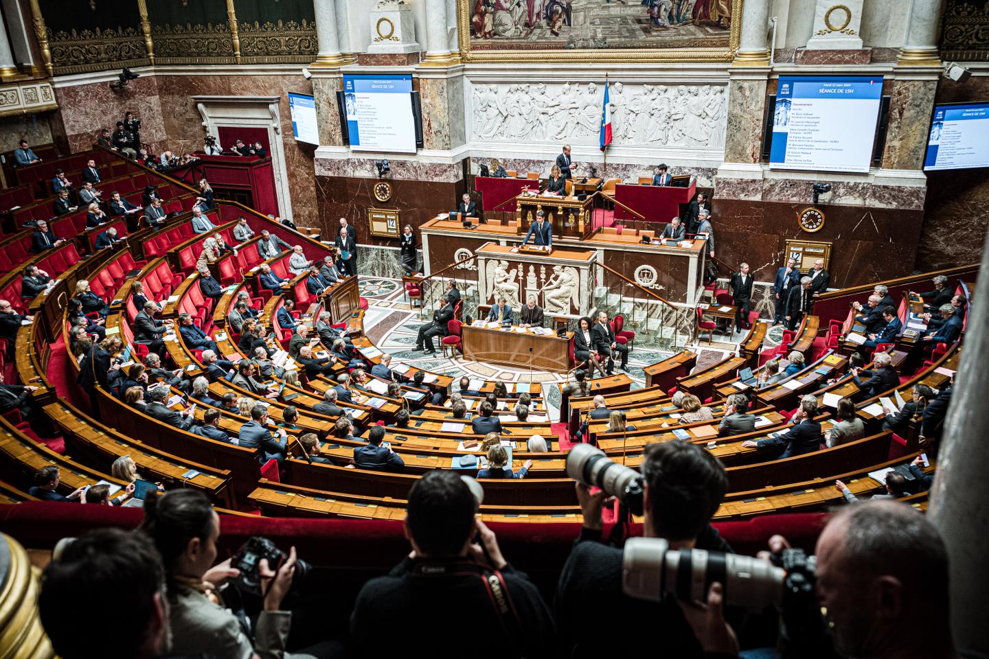 Régulation de l???espace numérique : députés et sénateurs s???accordent sur une nouvelle...