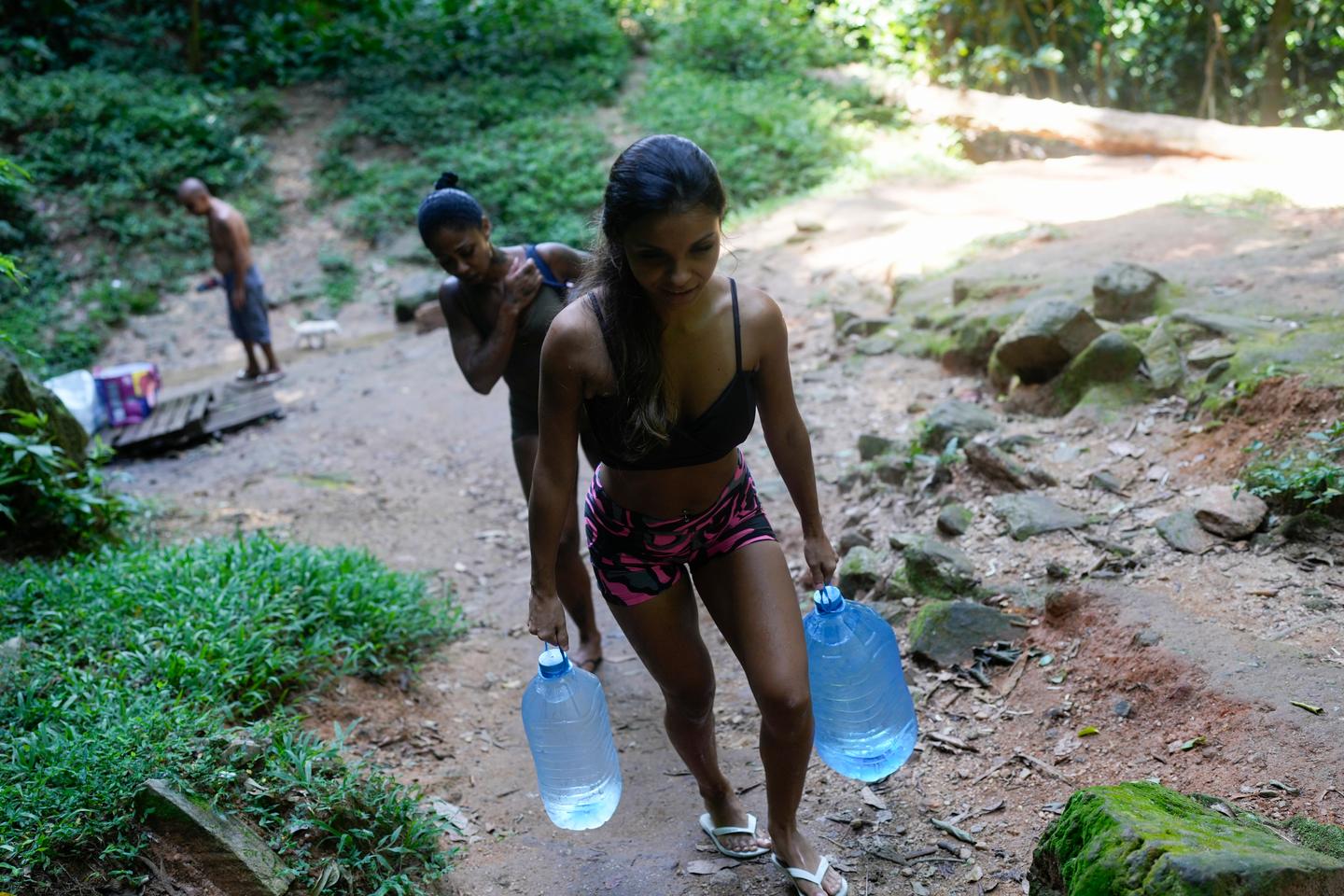 Au Brésil, les favelas touchées de plein fouet par la canicule