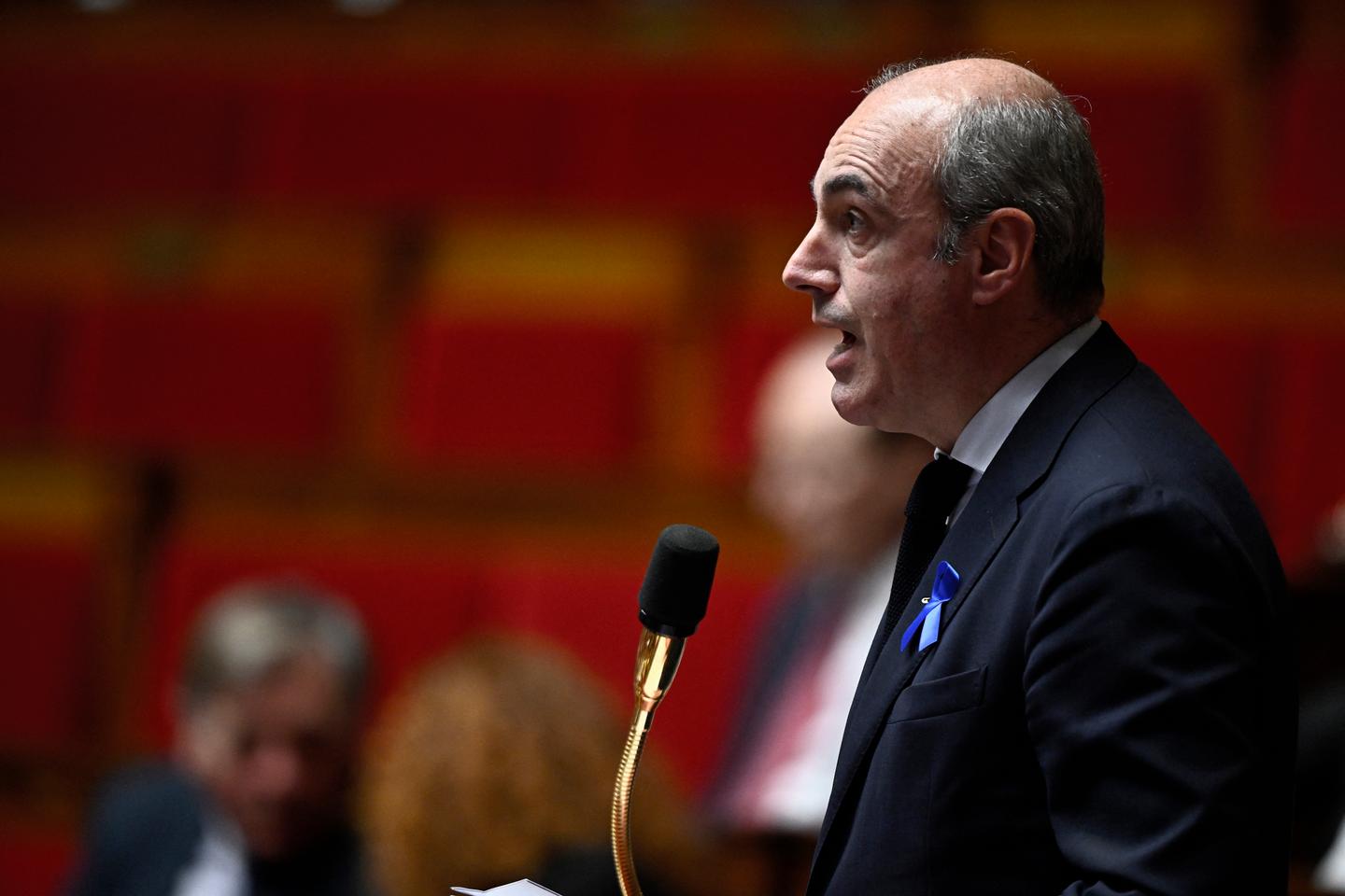 Réforme de l???assurance-chômage : la droite cherche la juste distance critique face à Gabriel...