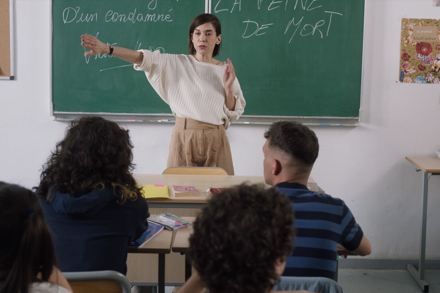 Dans « Amal. Un esprit libre », une professeure de lettres bruxelloise confrontée à...