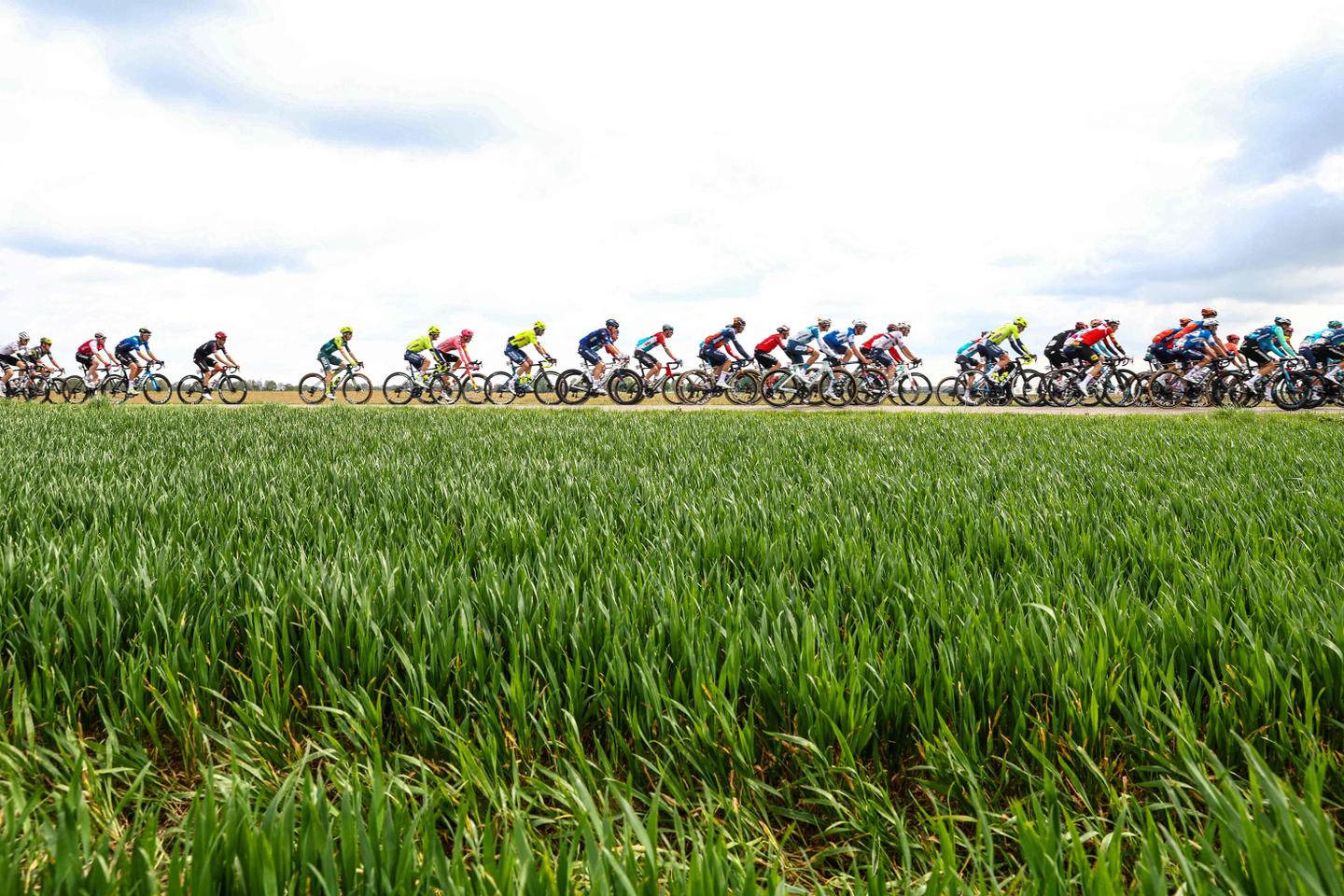 Marianne Vos et Tom Pidcock s???offrent l???Amstel Gold Race, la première « classique...
